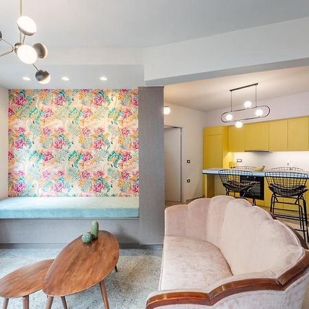 Pop Art Homm In Groovy Koukaki Lägenhet Aten Exteriör bild