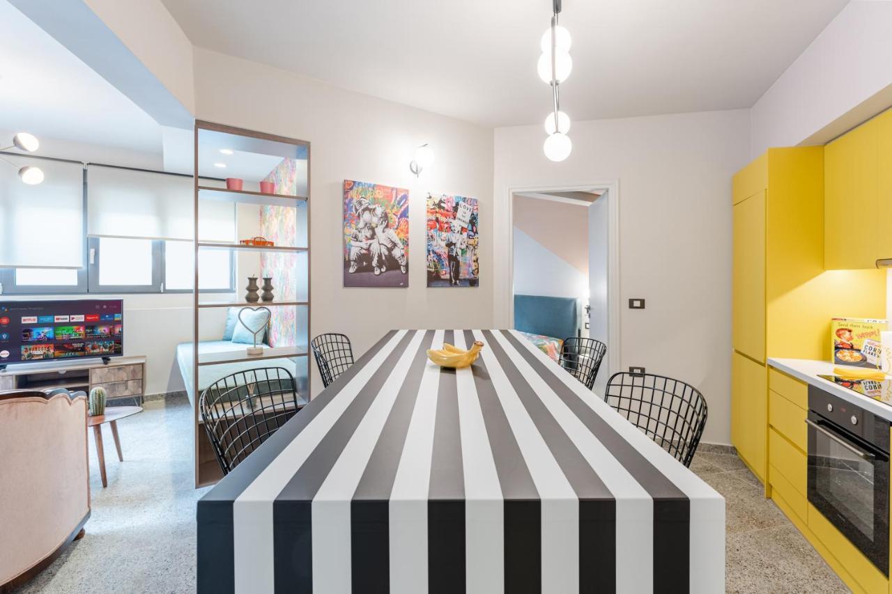 Pop Art Homm In Groovy Koukaki Lägenhet Aten Exteriör bild